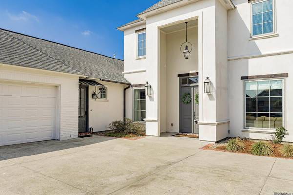 2544 Tiger Crossing Dr, Baton Rouge, LA 70810