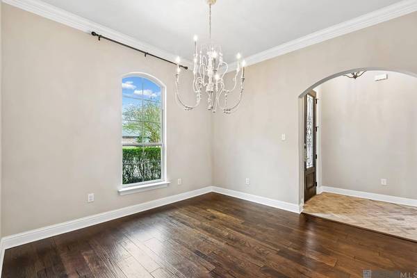 13884 Cobblestone Dr, Denham Springs, LA 70726