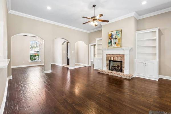 13884 Cobblestone Dr, Denham Springs, LA 70726