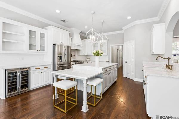 13884 Cobblestone Dr, Denham Springs, LA 70726