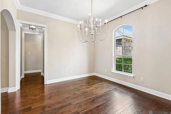 13884 Cobblestone Dr, Denham Springs, LA 70726