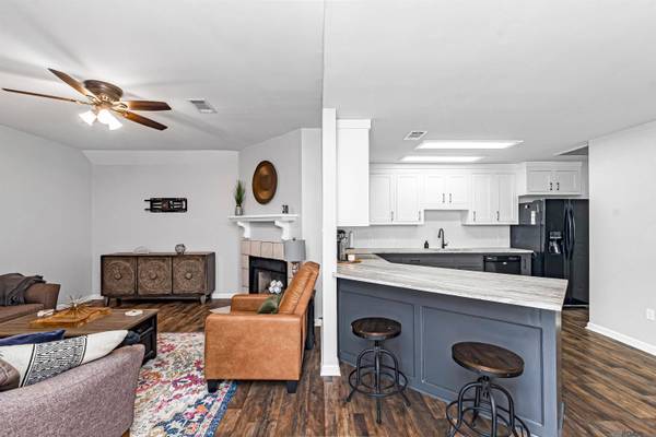 3437 Myrtle Grove Dr, Baton Rouge, LA 70810