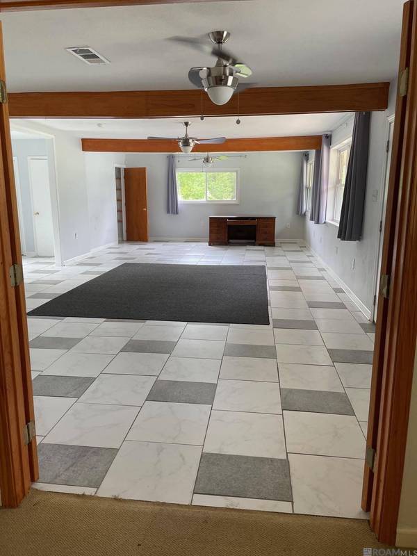 12601 Patterson Rd, New Orleans, LA 70131