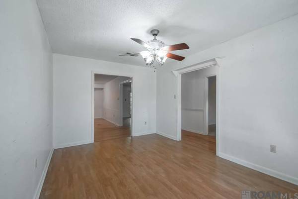 5241 Timber Cove St, Baton Rouge, LA 70808