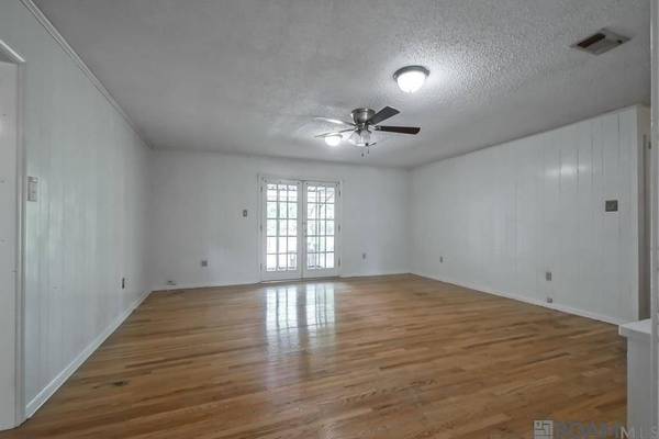 5241 Timber Cove St, Baton Rouge, LA 70808