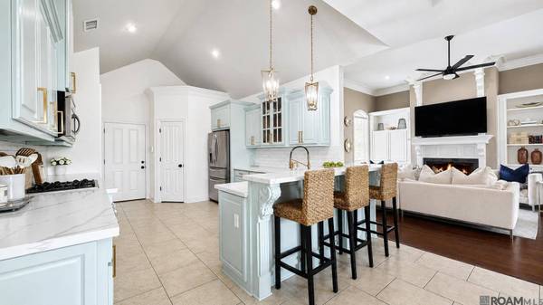 15242 Mistybrook Dr, Baton Rouge, LA 70816