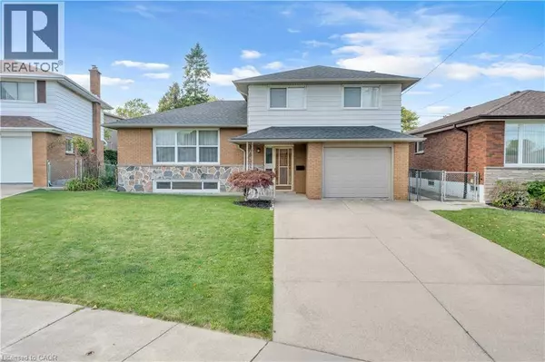 132 GREENINGDON Drive, Hamilton, ON L9A4W7