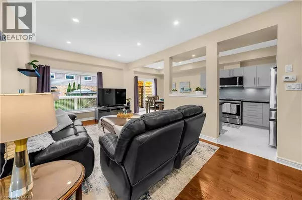 40 DARTMOUTH Gate #22, Stoney Creek, ON L8E0C4