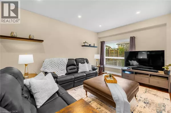 40 DARTMOUTH Gate #22, Stoney Creek, ON L8E0C4