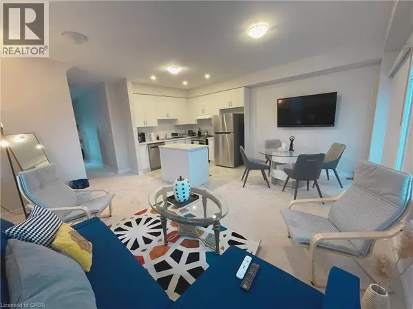 2 MOCKINGBIRD Lane, Stoney Creek, ON L8E0K7