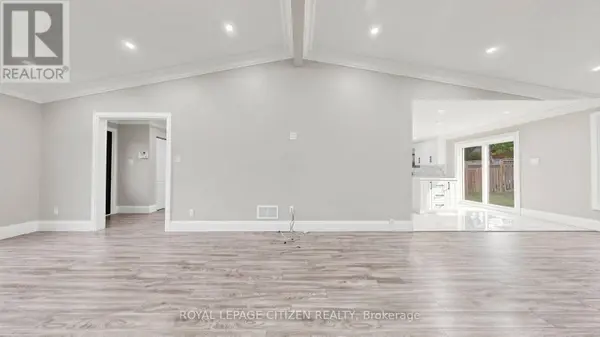 27 EMPEROR AVENUE, Hamilton (barnstown), ON L9B2E6