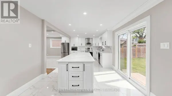 27 EMPEROR AVENUE, Hamilton (barnstown), ON L9B2E6