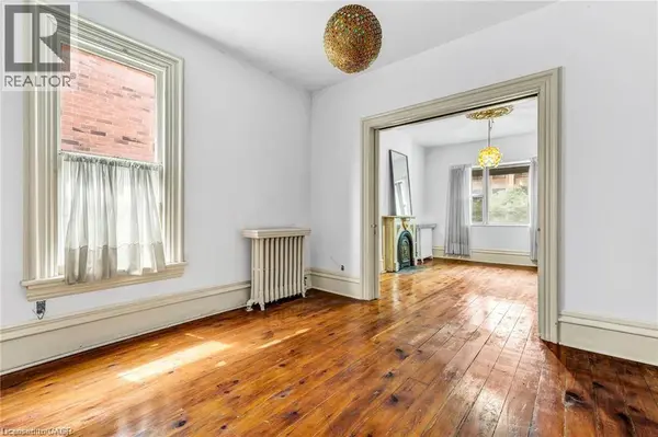 30 VICTORIA Avenue N, Hamilton, ON L8L5E1