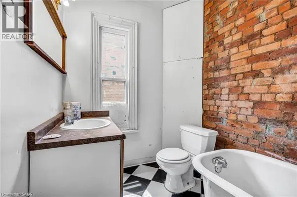 30 VICTORIA Avenue N, Hamilton, ON L8L5E1