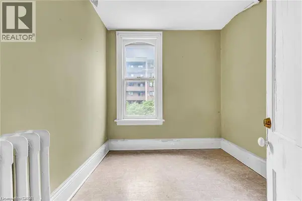 30 VICTORIA Avenue N, Hamilton, ON L8L5E1