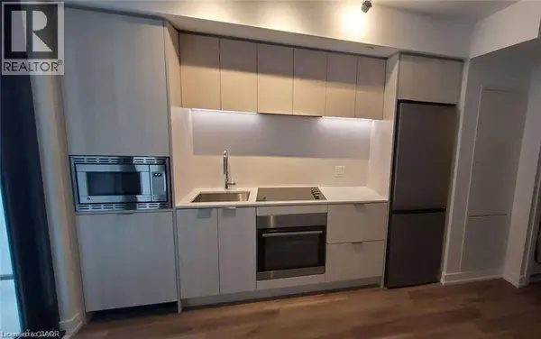 1 JARVIS ST #922, Hamilton, ON L8R3J2