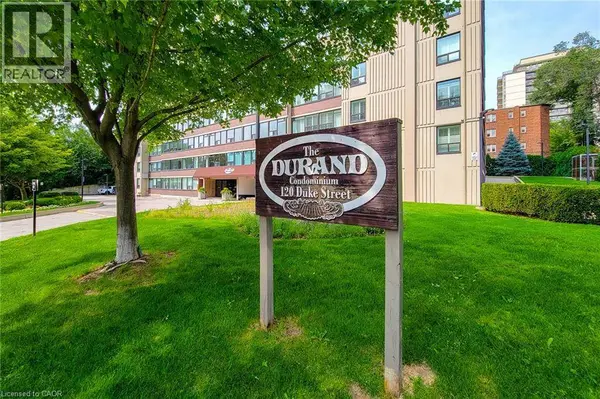 120 DUKE ST #202, Hamilton, ON L8P4T1