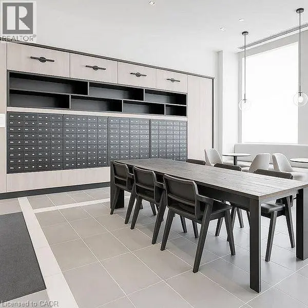 1 JARVIS ST #922, Hamilton, ON L8R3J2