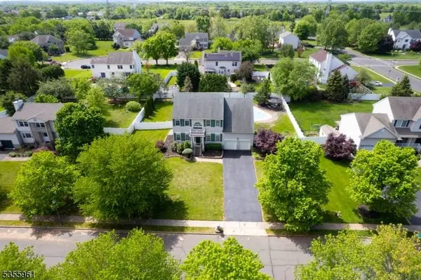 23 Hughey Ln, Hillsborough Twp., NJ 08844