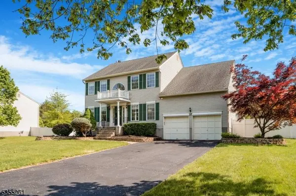 23 Hughey Ln, Hillsborough Twp., NJ 08844