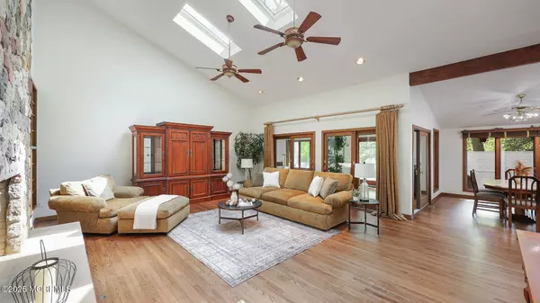 8 S Tamarack Drive, Brielle, NJ 08730