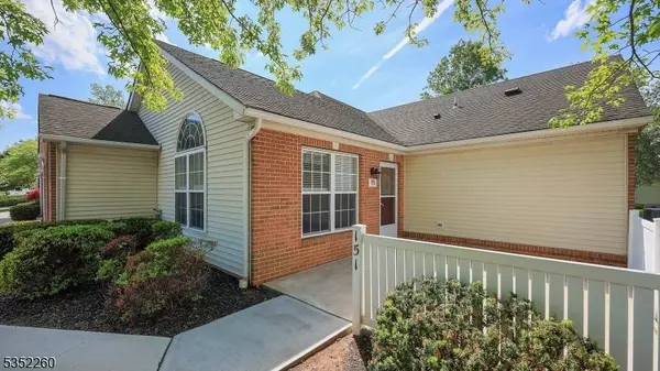 151 Chandler Ct, Hillsborough Twp., NJ 08844