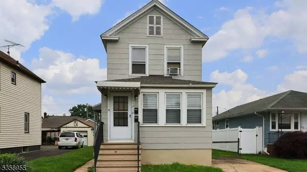 118 S 7Th Ave, Manville Boro, NJ 08835