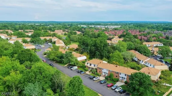 1106 Tudor Ct, Hillsborough Twp., NJ 08844