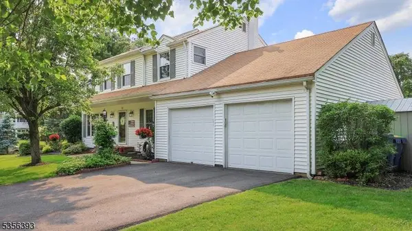 12 Fox Chase Run, Hillsborough Twp., NJ 08844
