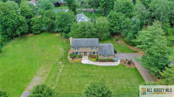 825 Hoes LN W, Piscataway, NJ 08854