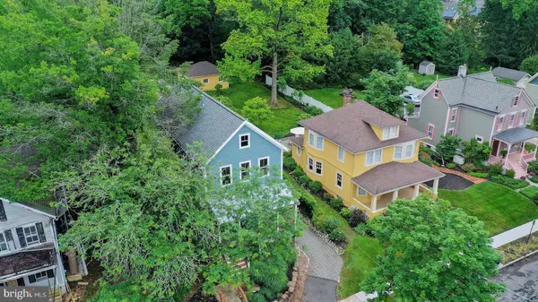 18 HART AVE, Hopewell, NJ 08525