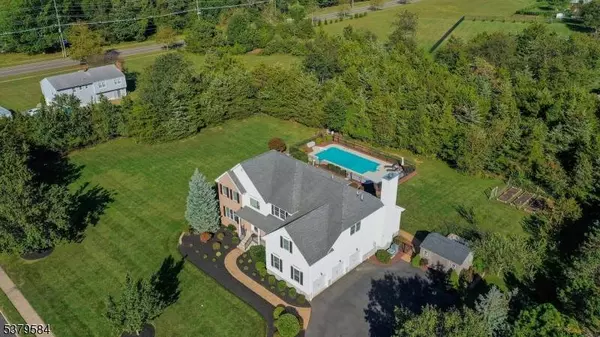 2 Steeple Dr, Hillsborough Twp., NJ 08844