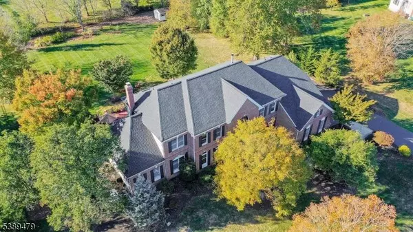 87 Meadow Lark Ln, Montgomery Twp., NJ 08502