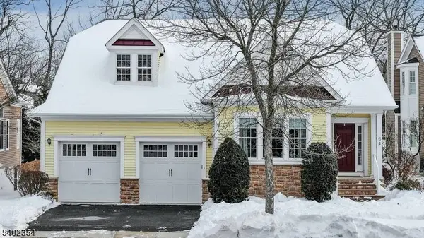 64 Bedford Dr, Montgomery Twp., NJ 08558