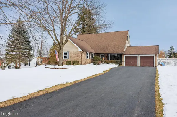 36 LOCHATONG RD, Ewing, NJ 08628