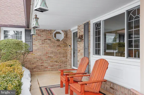 36 LOCHATONG RD, Ewing, NJ 08628