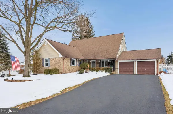 36 LOCHATONG RD, Ewing, NJ 08628