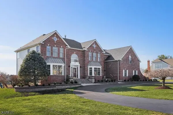 26 Davenport Way, Hillsborough Twp., NJ 08844