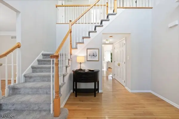 12 Montfort Dr, Montgomery Twp., NJ 08502