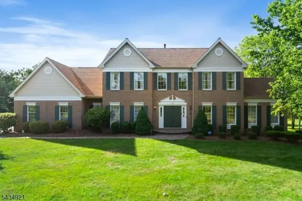 12 Montfort Dr, Montgomery Twp., NJ 08502