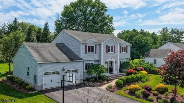 13 Daniel Dr, Hillsborough Twp., NJ 08844