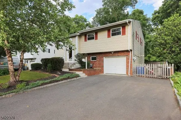 45 Fieldstone Dr, Somerville Boro, NJ 08876