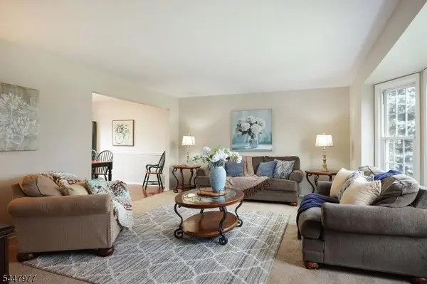 77 Rohill Rd, Hillsborough Twp., NJ 08844