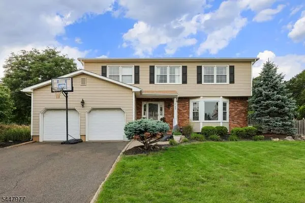 77 Rohill Rd, Hillsborough Twp., NJ 08844