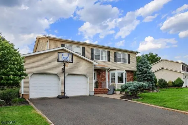 77 Rohill Rd, Hillsborough Twp., NJ 08844