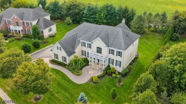 26 Drost Ln, Hillsborough Twp., NJ 08844