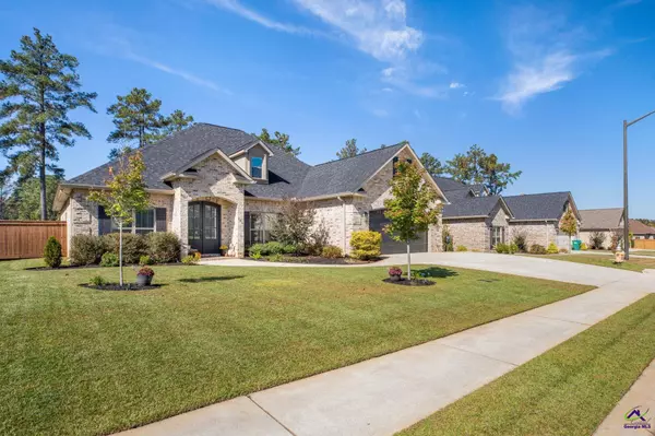 106 Gractree Way, Kathleen, GA 31047