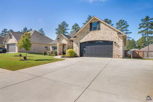 106 Gractree Way, Kathleen, GA 31047