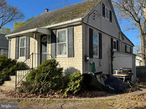 131 W CLEARVIEW AVE, Pine Hill, NJ 08021