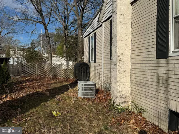 131 W CLEARVIEW AVE, Pine Hill, NJ 08021